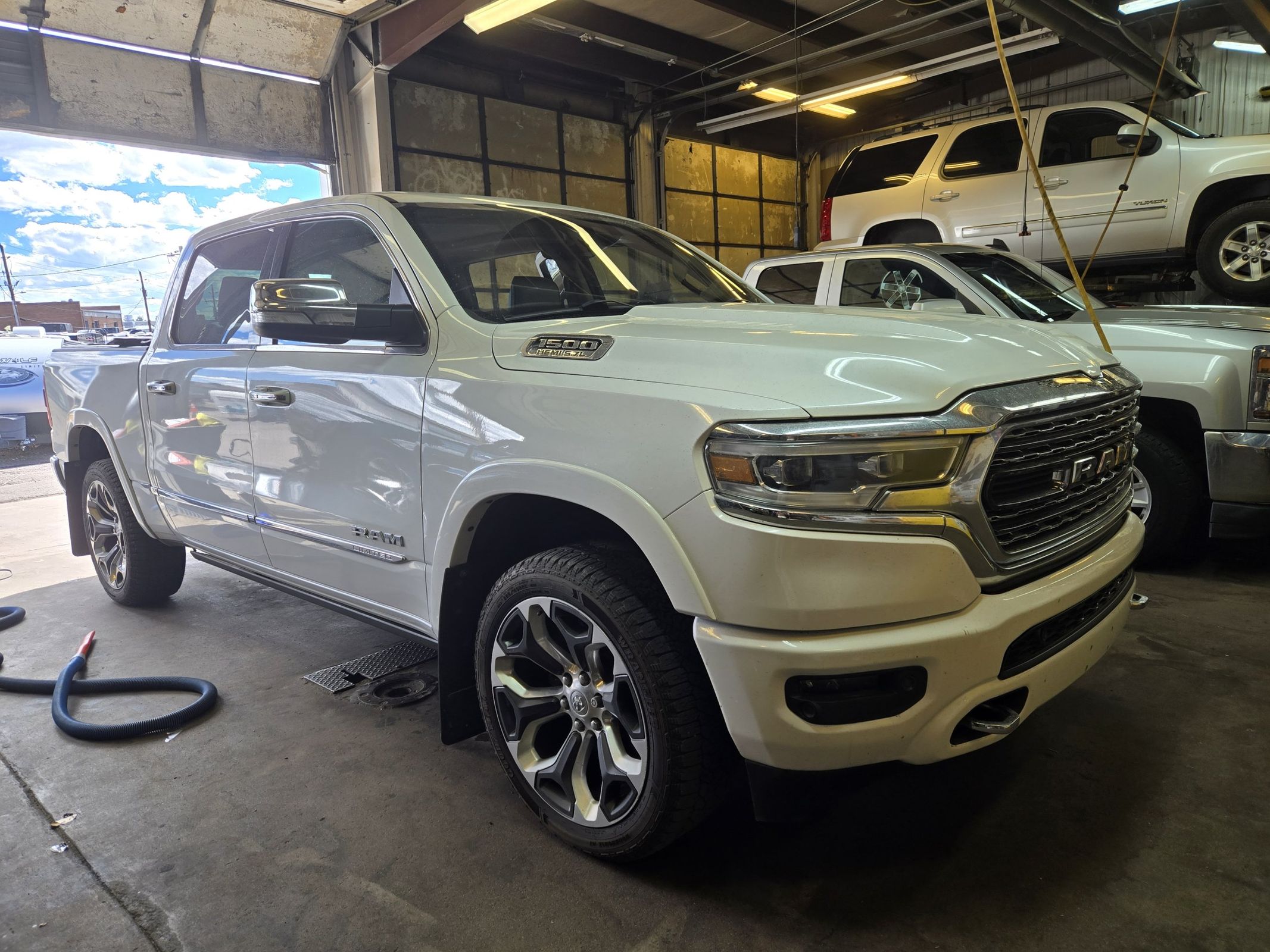 ram ram 1500 2019 1C6SRFHT0KN801931 image ram ram 1500 2019 1C6SRFHT0KN801931 image